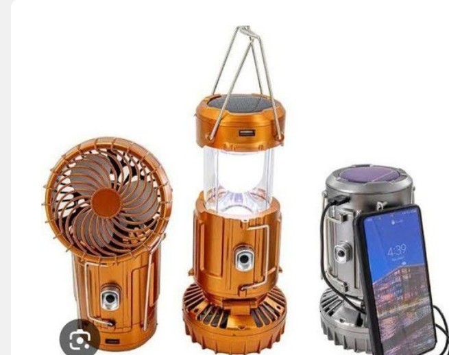SOLAR CHARGING CAMPING LIGHT
